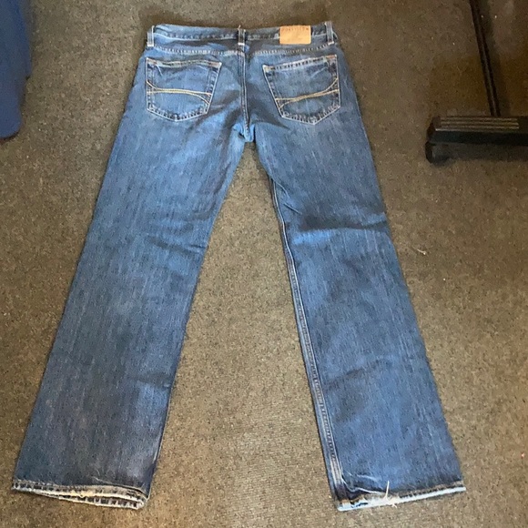 Hollister distressed  Jeans w33x32 - Picture 2 of 7